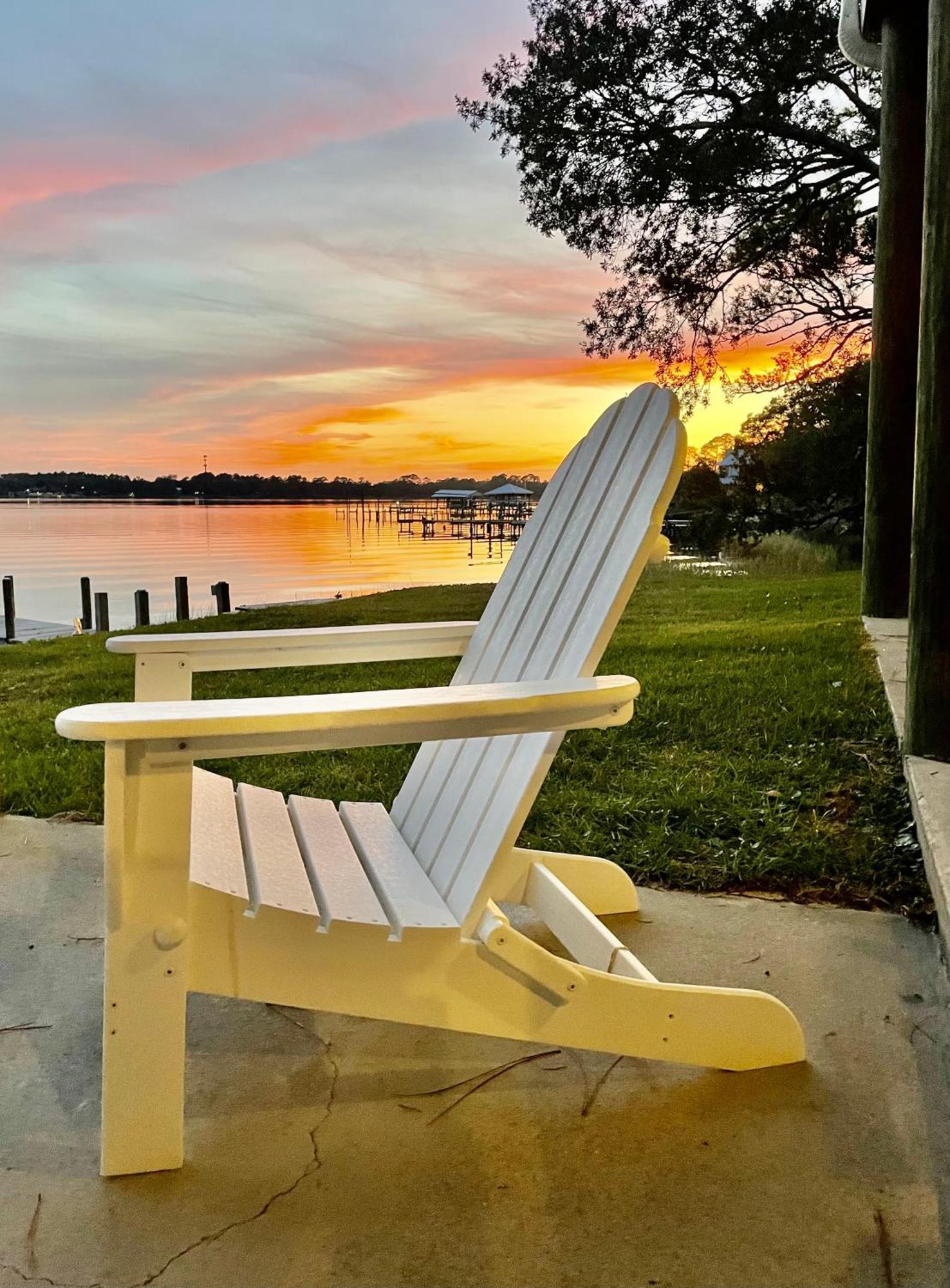 Bayfront Retreat With Private Pier For All Ages Navarre Exterior foto