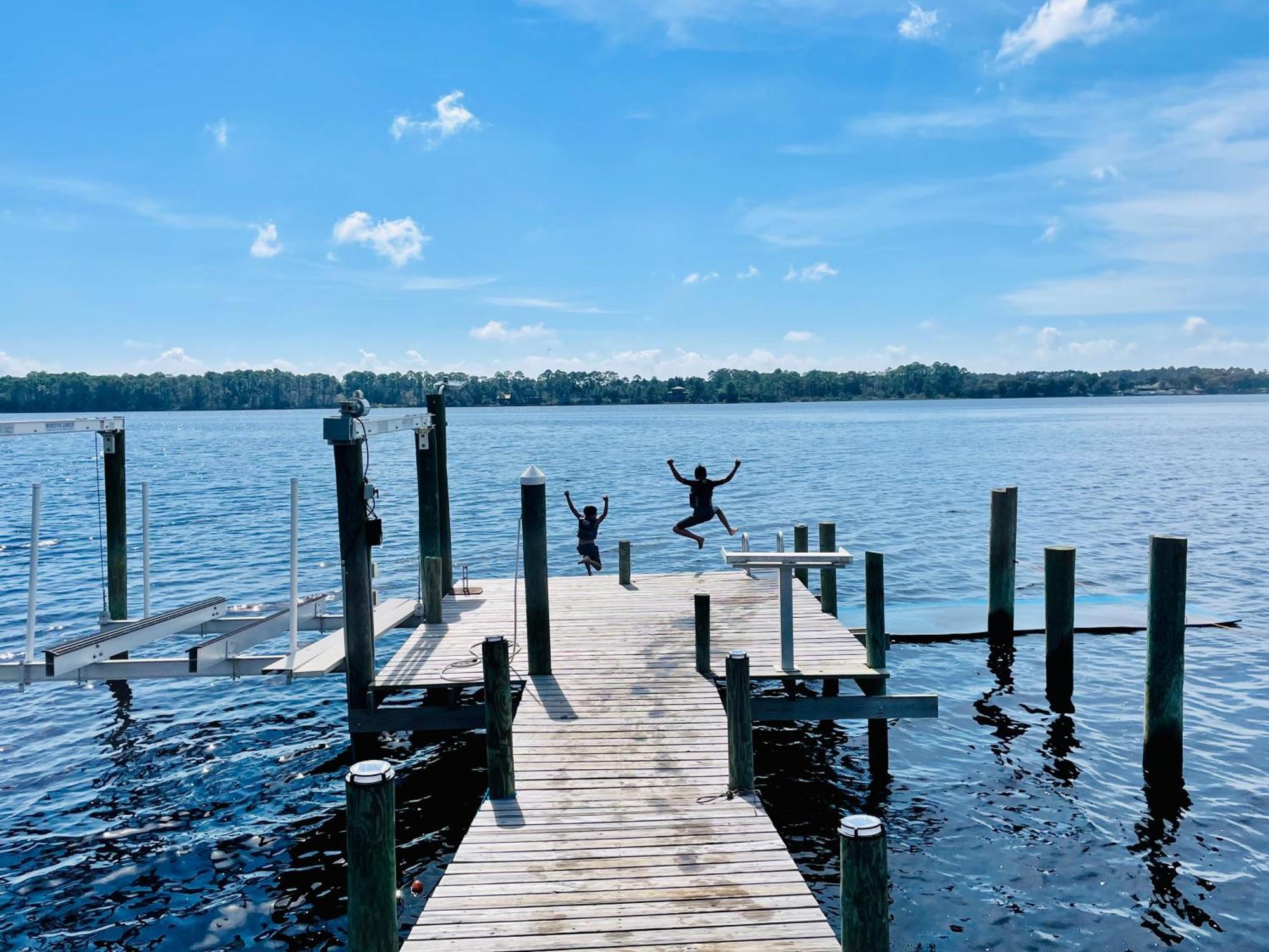 Bayfront Retreat With Private Pier For All Ages Navarre Exterior foto